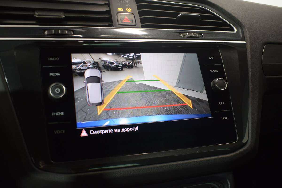 Купить Volkswagen Tiguan с пробегом. Фото: #19