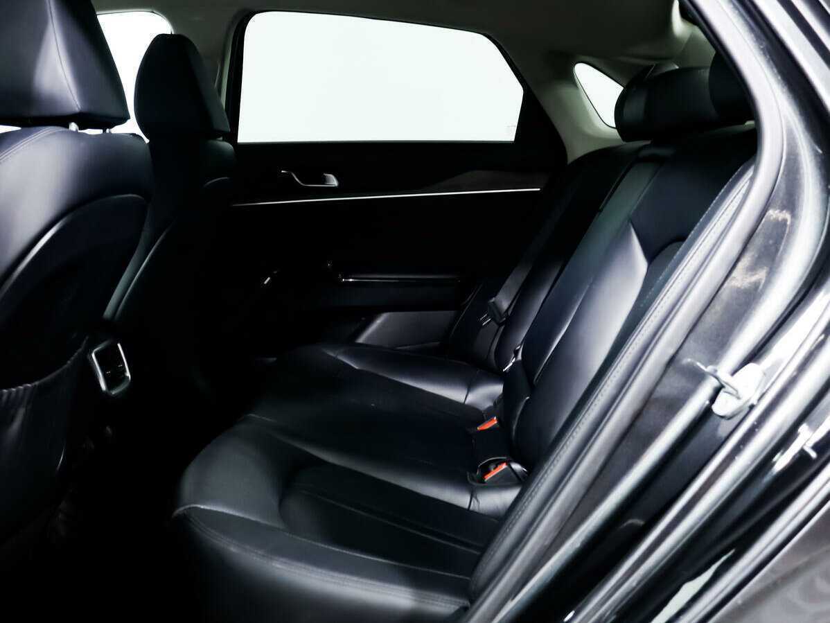 Купить Kia K5 с пробегом. Фото: #11