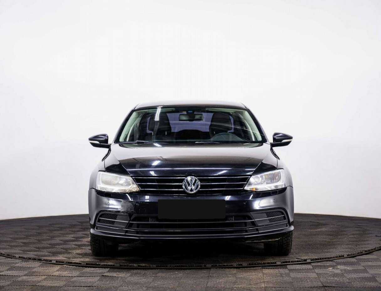 Купить Volkswagen Jetta с пробегом. Фото: #1