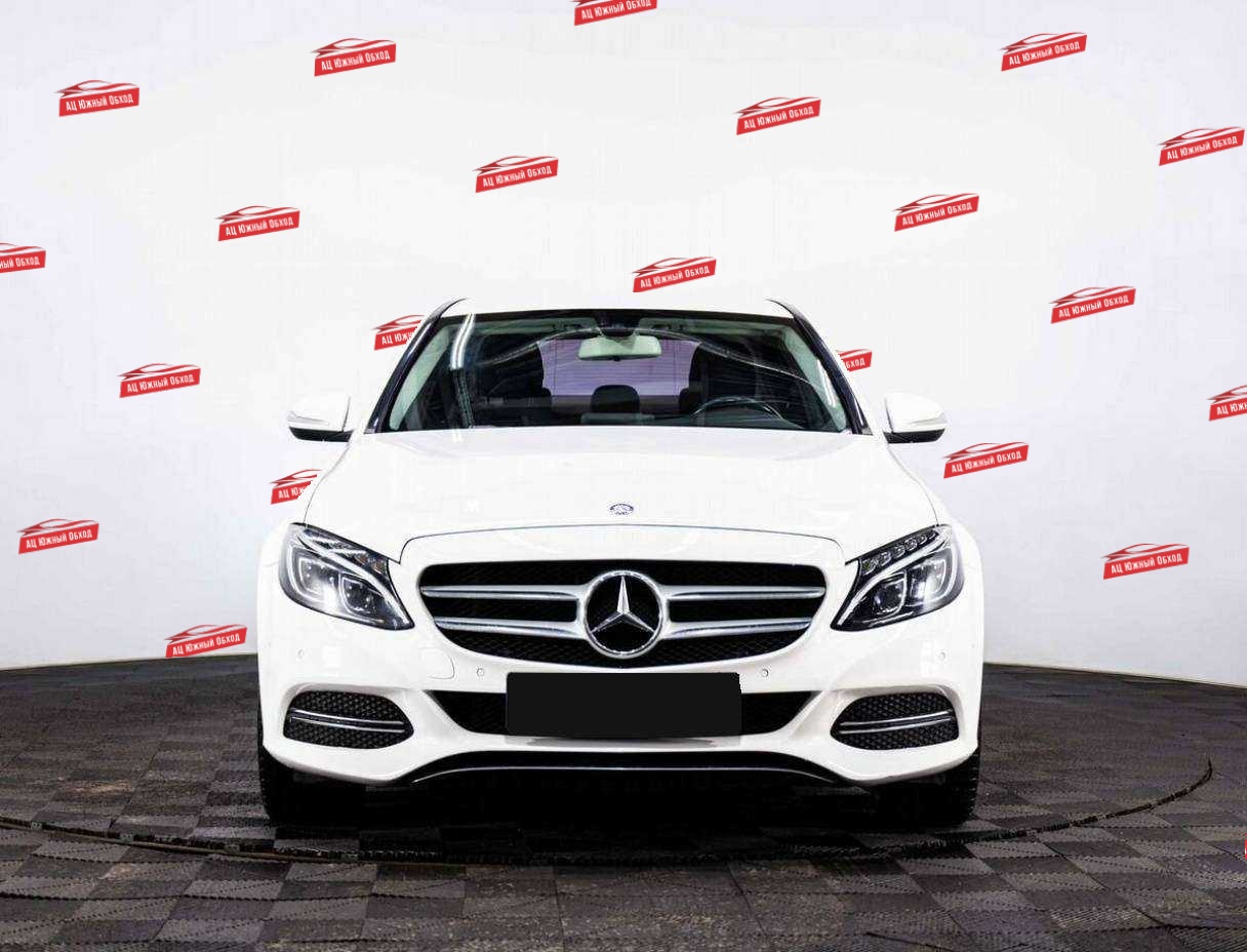 Купить Mercedes-Benz C-Класс с пробегом. Фото: #1