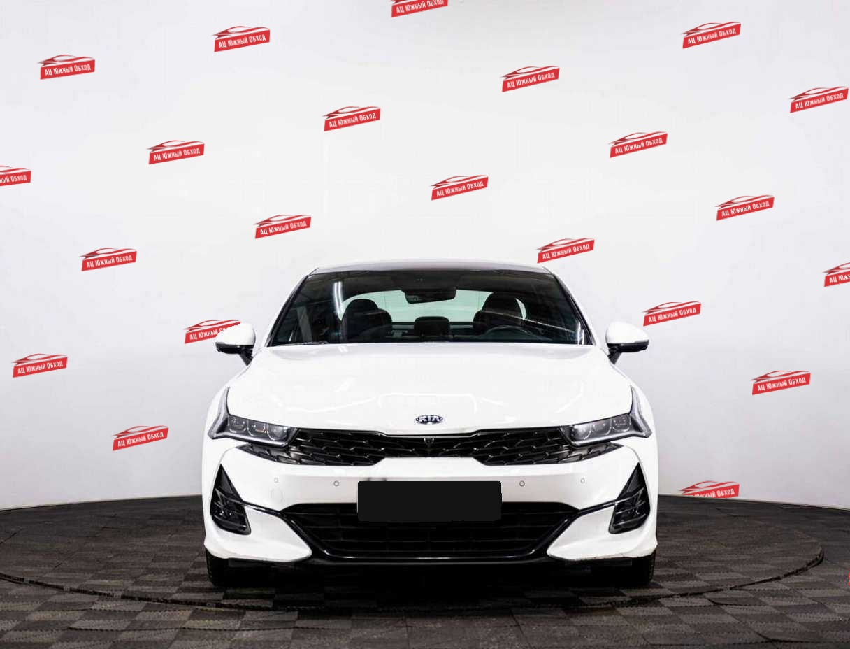 Купить Kia K5 с пробегом. Фото: #1