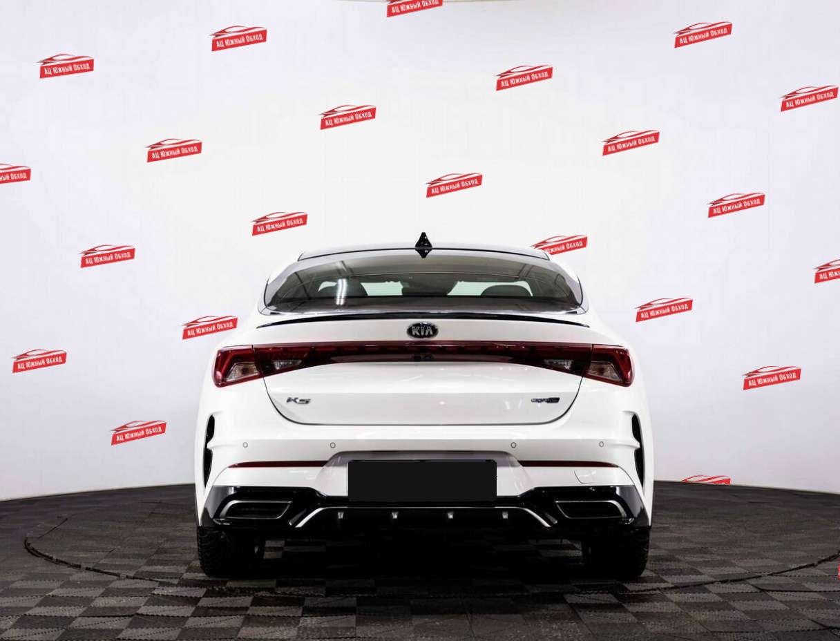 Купить Kia K5 с пробегом. Фото: #4