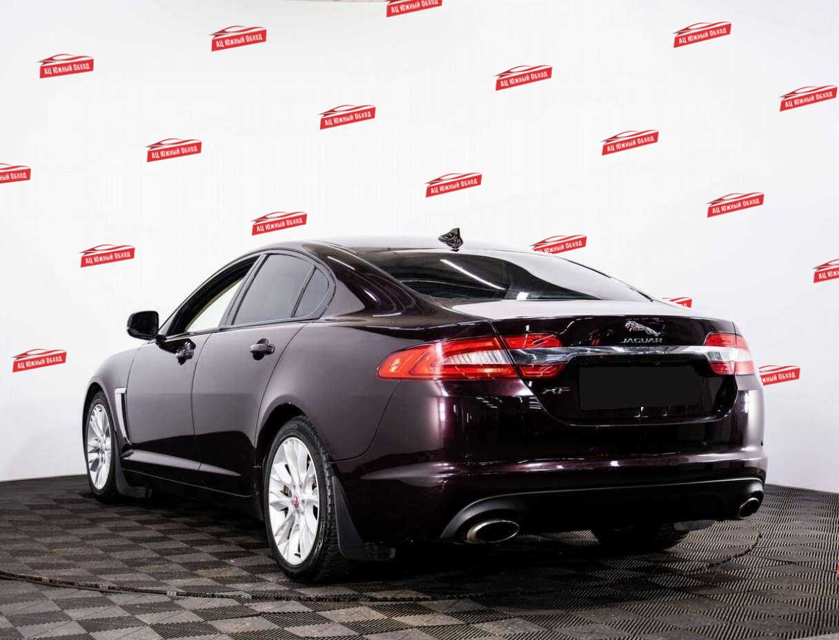 Купить Jaguar XF с пробегом. Фото: #3
