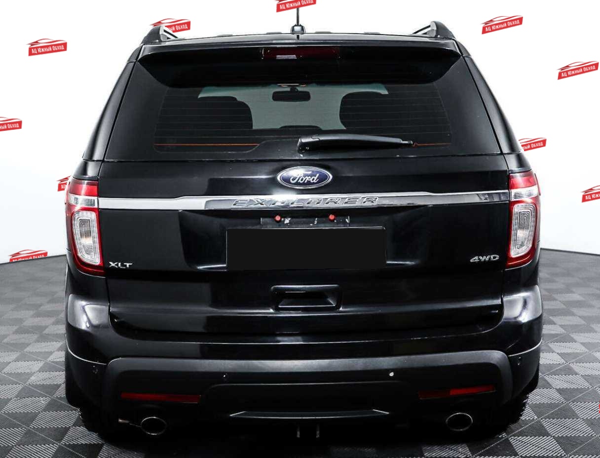 Купить Ford Explorer с пробегом. Фото: #5