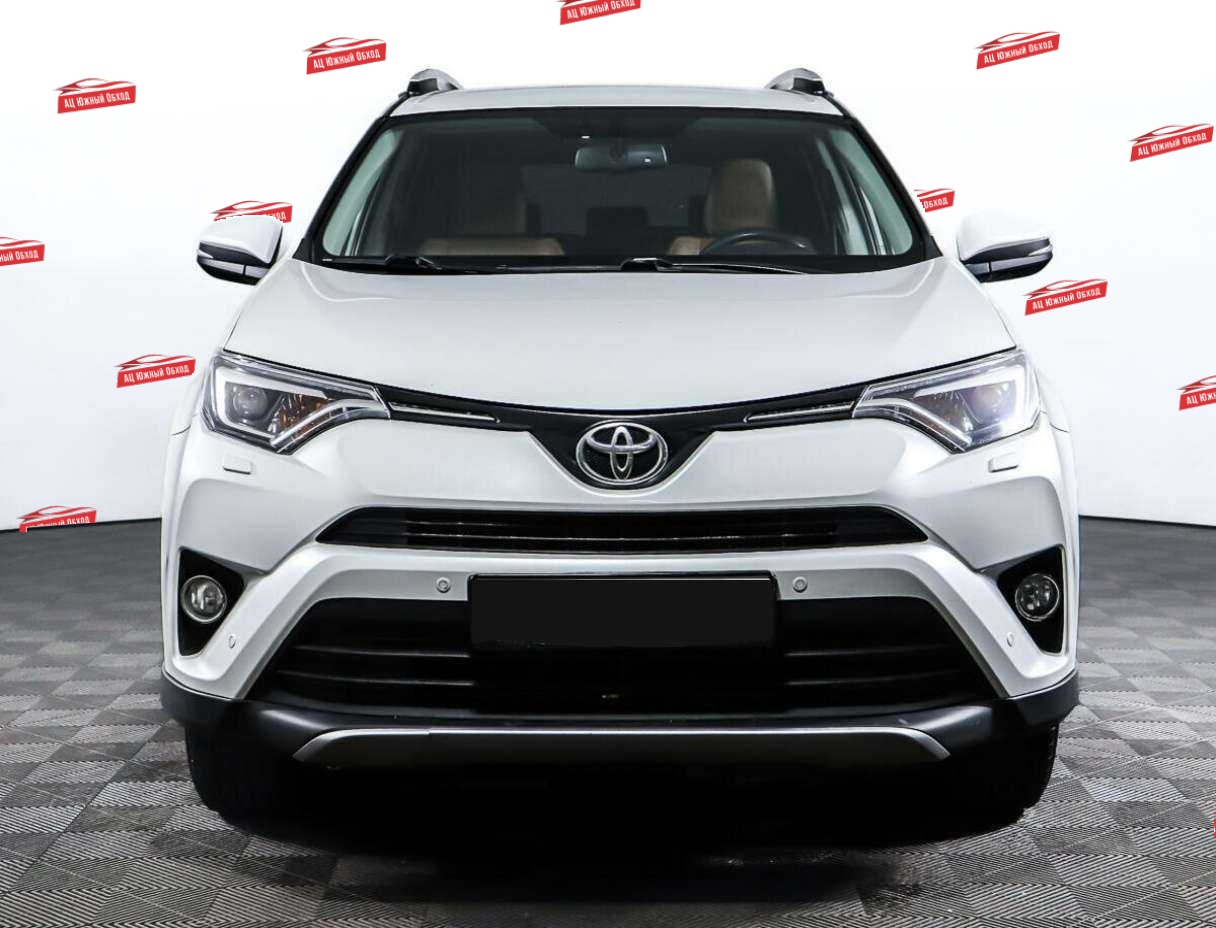 Купить Toyota RAV4 с пробегом. Фото: #1
