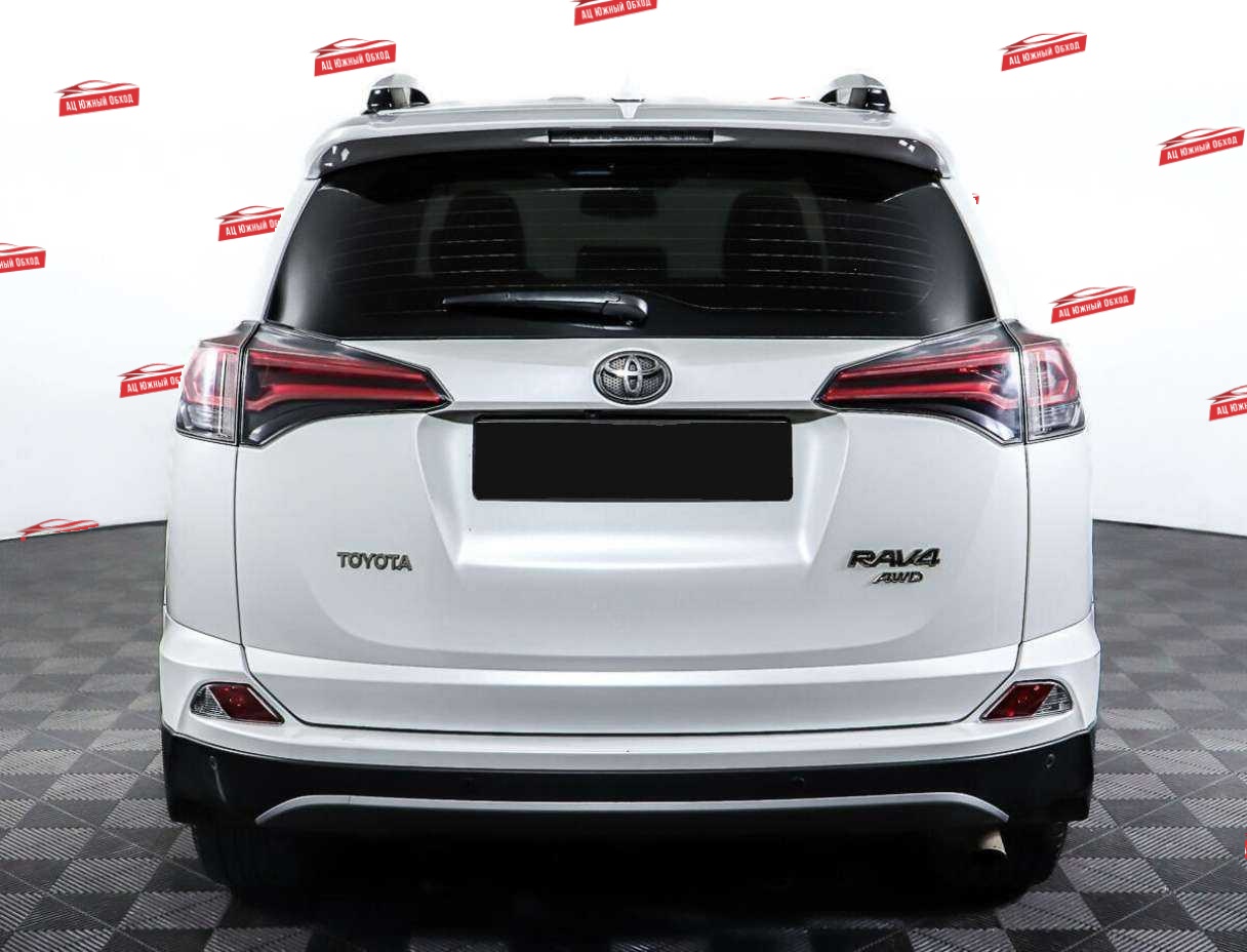Купить Toyota RAV4 с пробегом. Фото: #5