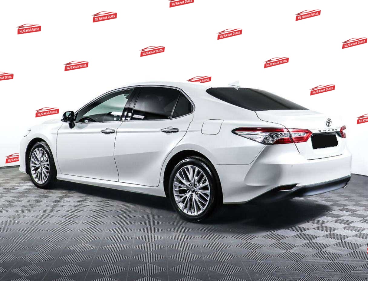 Купить Toyota Camry с пробегом. Фото: #6
