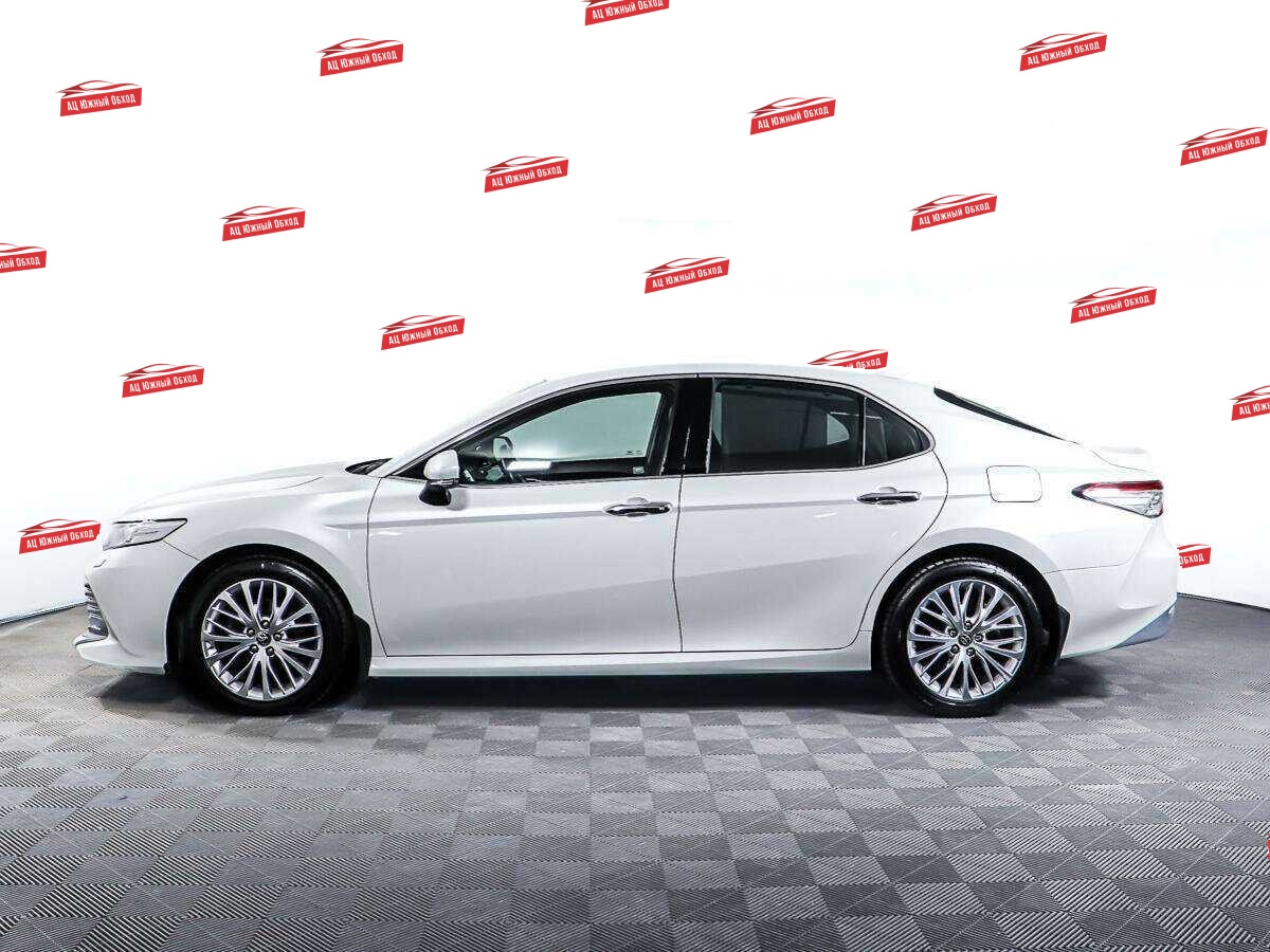 Купить Toyota Camry с пробегом. Фото: #5