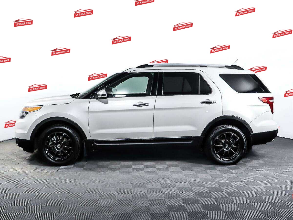 Купить Ford Explorer с пробегом. Фото: #7