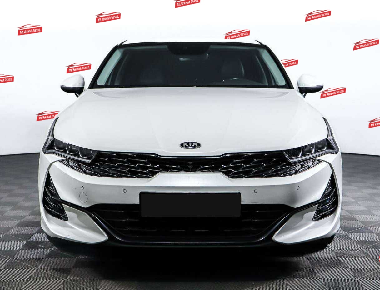 Купить Kia K5 с пробегом. Фото: #1