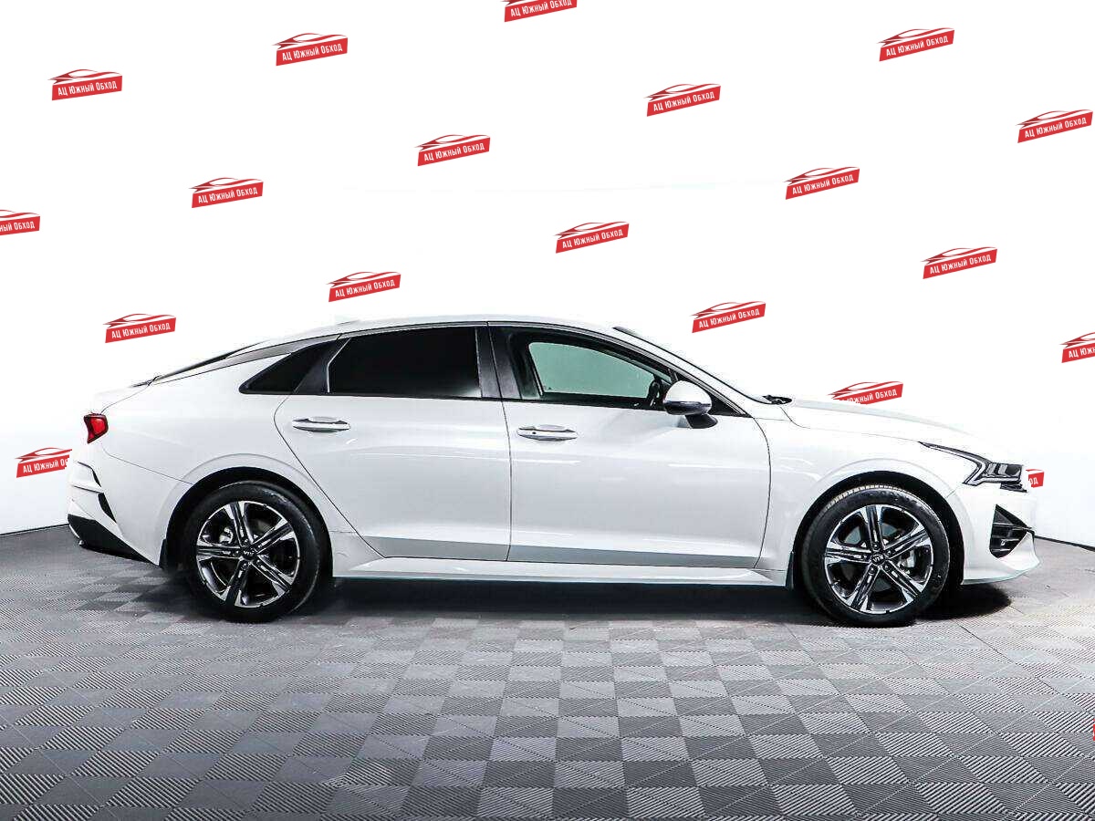 Купить Kia K5 с пробегом. Фото: #3