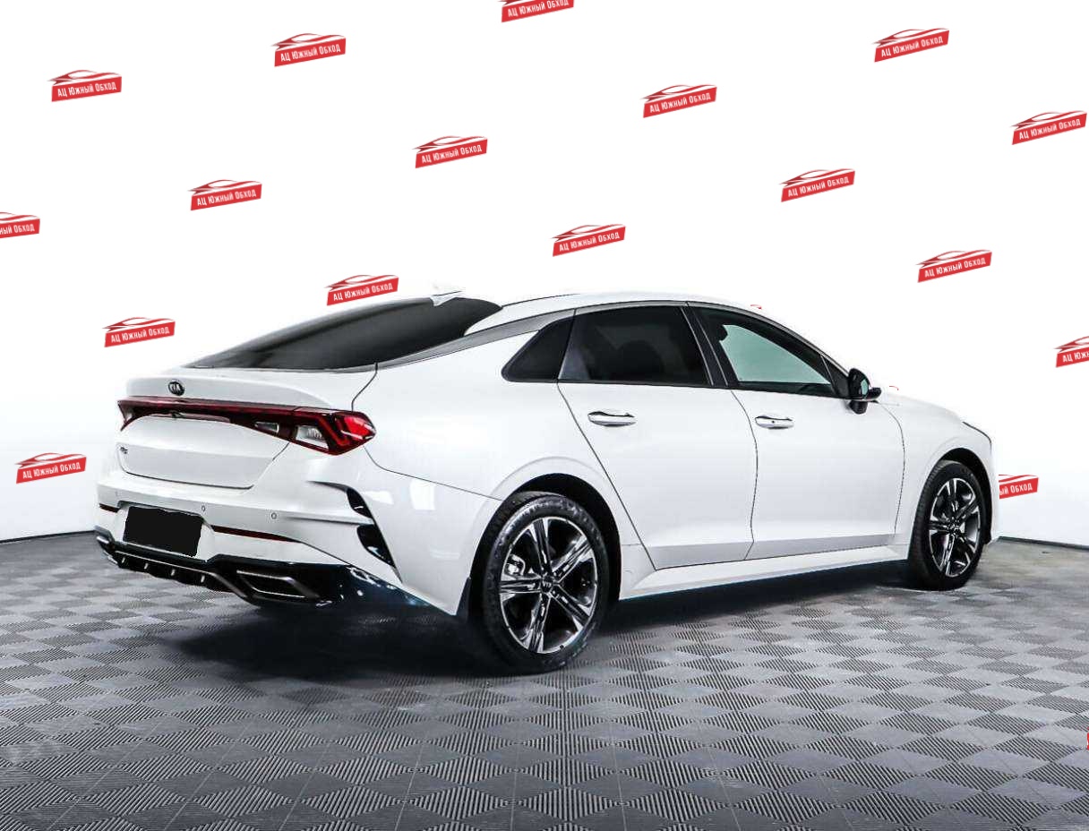 Купить Kia K5 с пробегом. Фото: #4