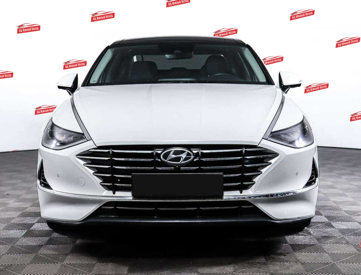 Купить Hyundai Sonata с пробегом. Фото: #1