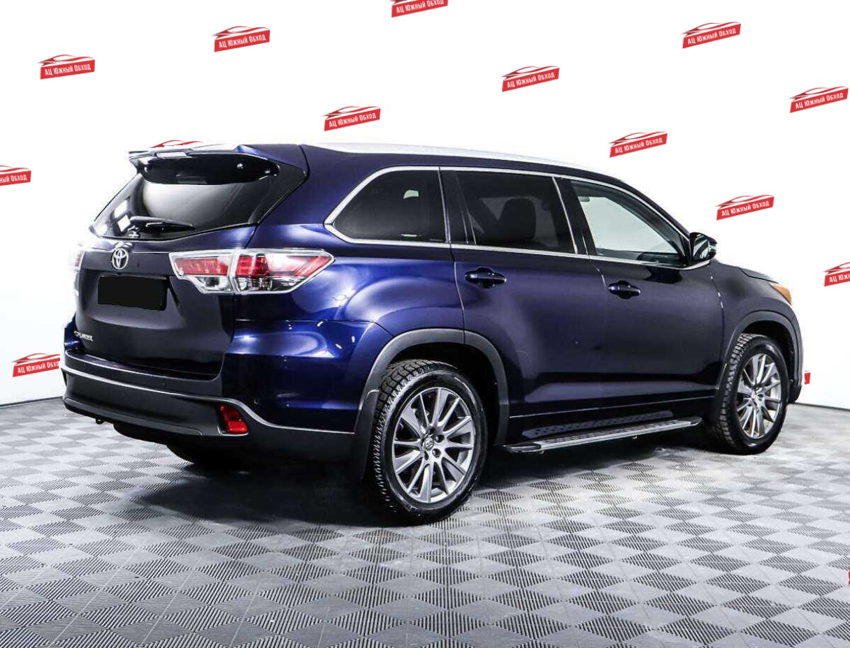 Купить Toyota Highlander с пробегом. Фото: #4