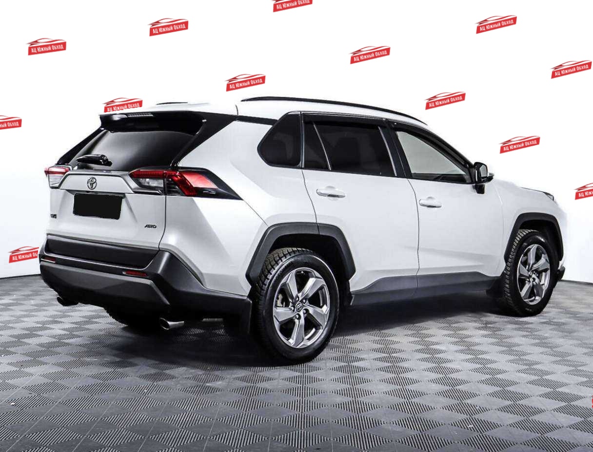 Купить Toyota RAV4 с пробегом. Фото: #4