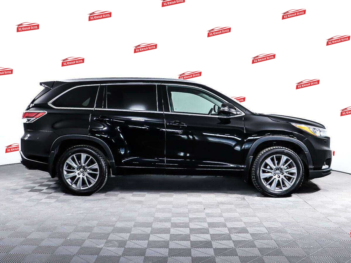 Купить Toyota Highlander с пробегом. Фото: #3