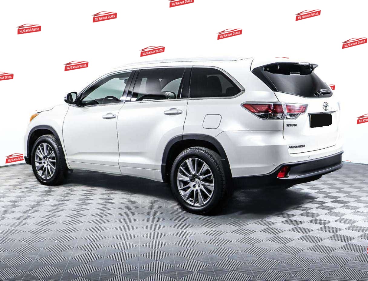 Купить Toyota Highlander с пробегом. Фото: #6