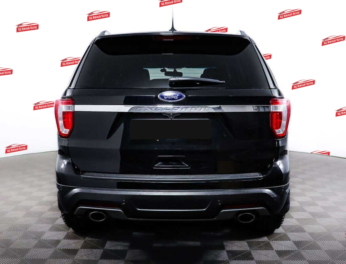 Купить Ford Explorer с пробегом. Фото: #5