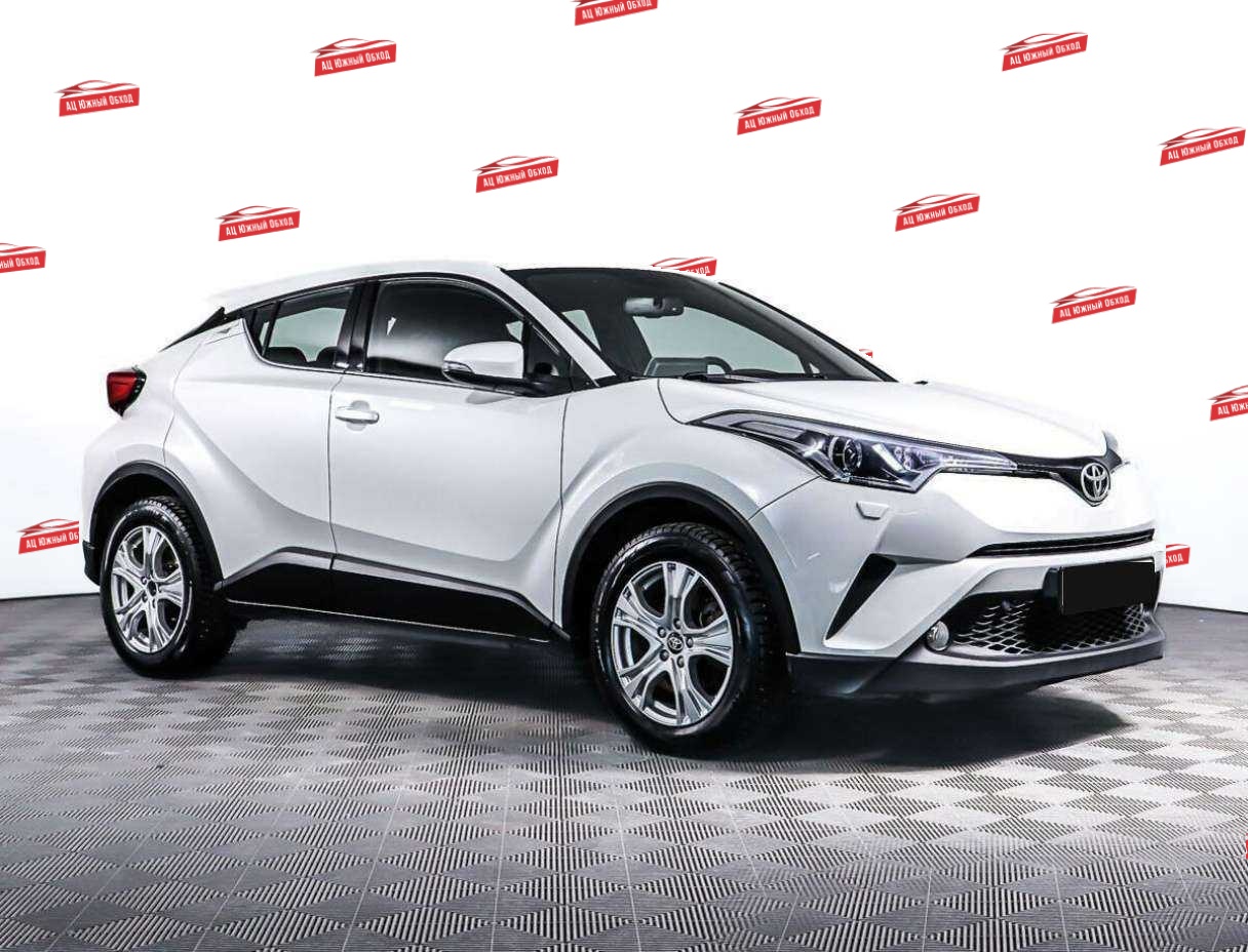 Купить Toyota C-HR с пробегом. Фото: #2