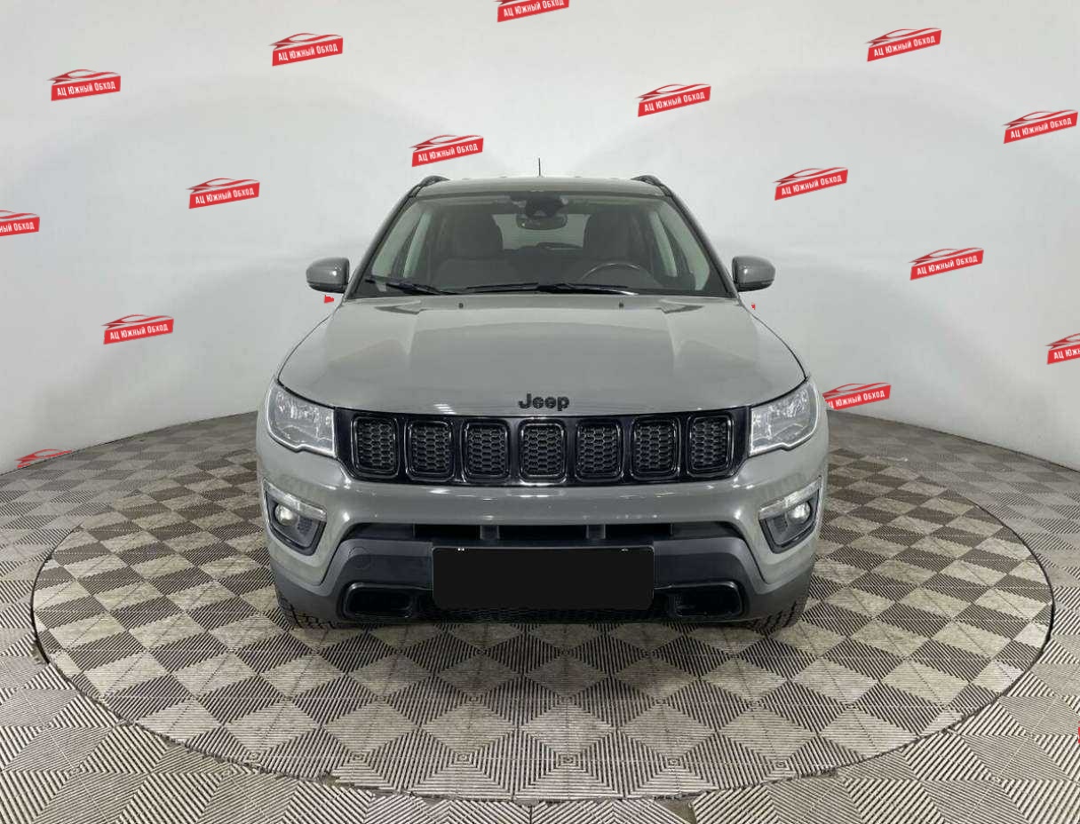 Купить Jeep Compass с пробегом. Фото: #1