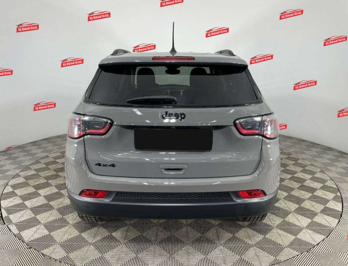 Купить Jeep Compass с пробегом. Фото: #2