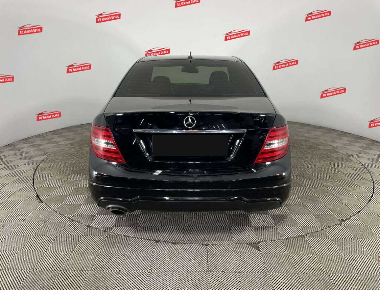 Купить Mercedes-Benz C-Класс с пробегом. Фото: #2