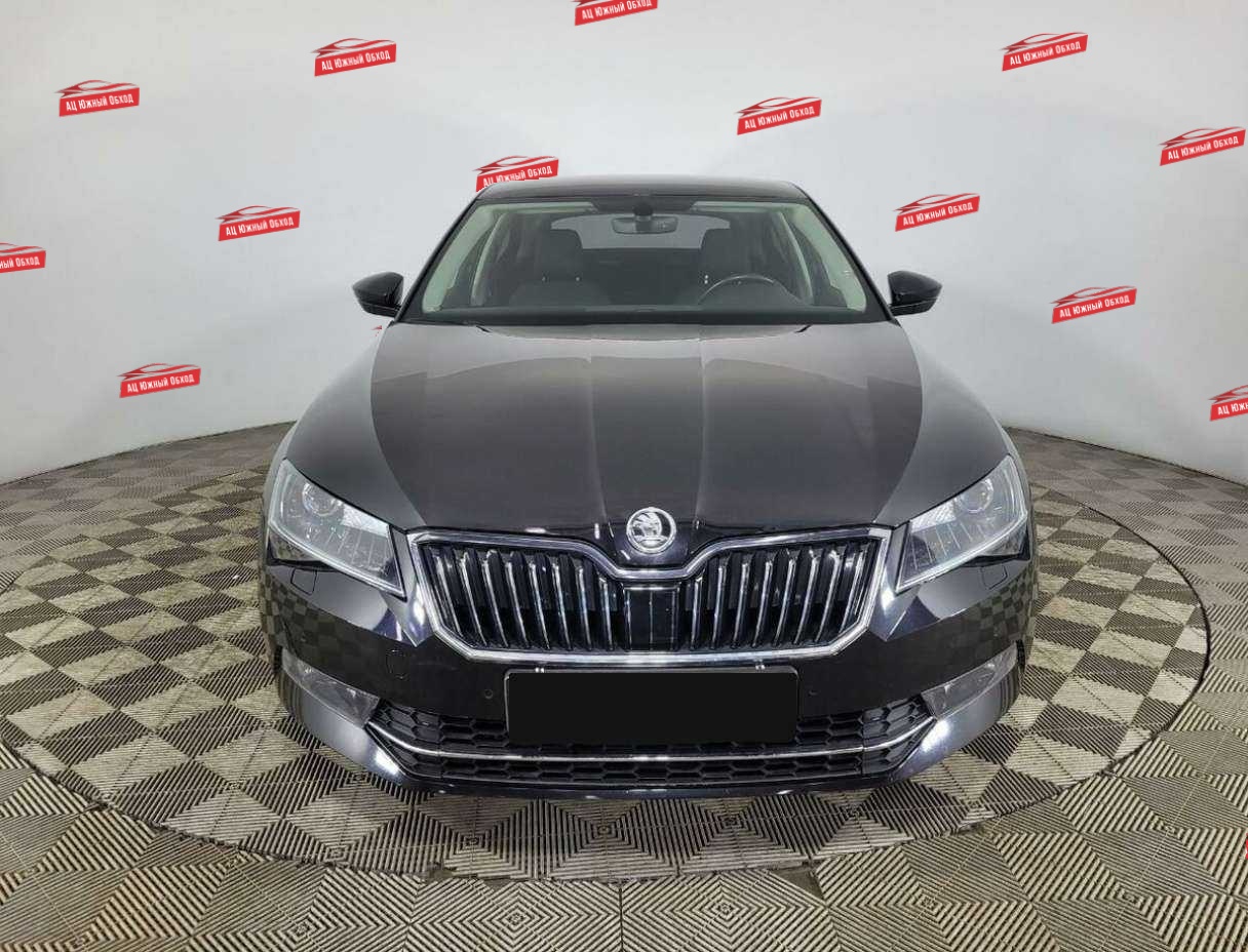 Купить Skoda Superb с пробегом. Фото: #1