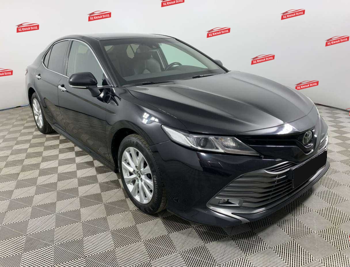 Купить Toyota Camry с пробегом. Фото: #2
