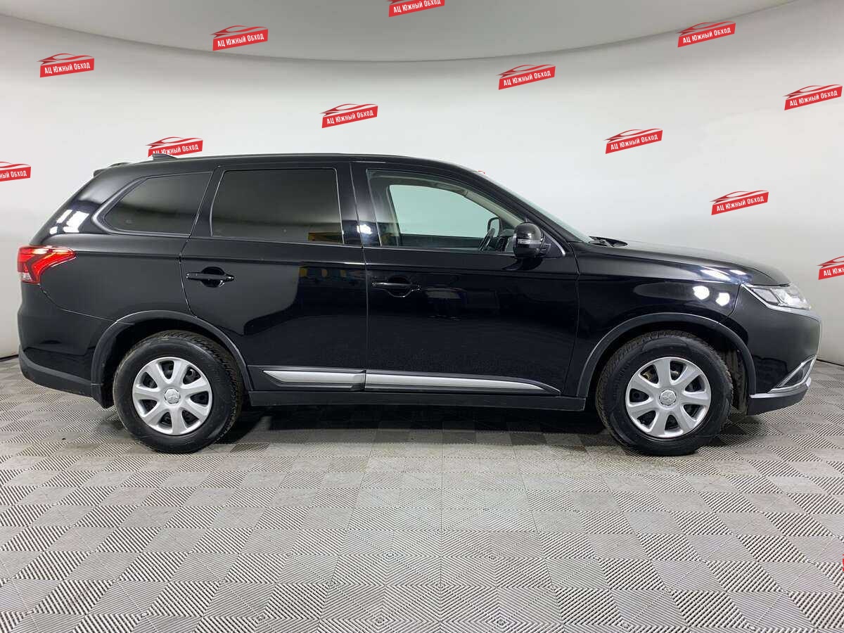 Купить Mitsubishi Outlander с пробегом. Фото: #3