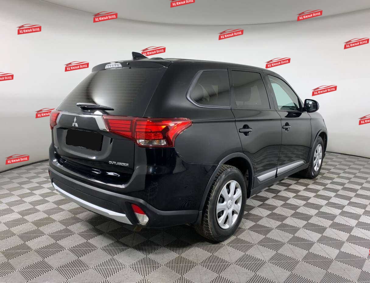 Купить Mitsubishi Outlander с пробегом. Фото: #4
