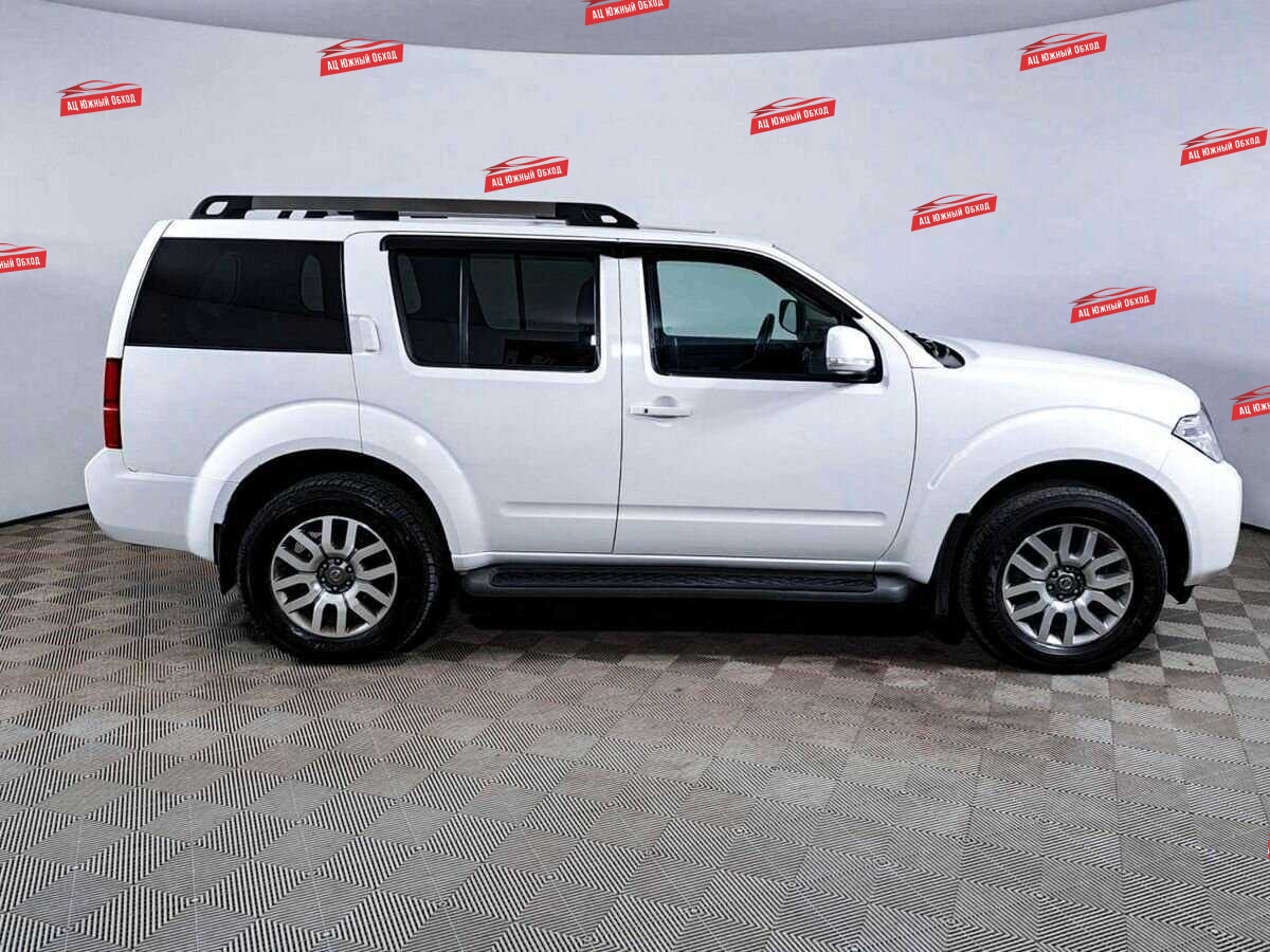 Купить Nissan Pathfinder с пробегом. Фото: #3