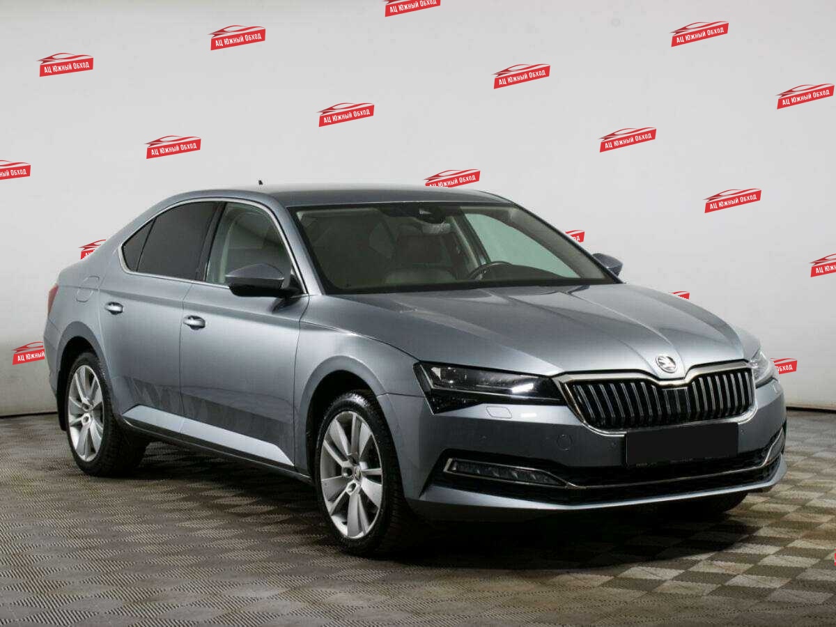 Купить Skoda Superb с пробегом. Фото: #2