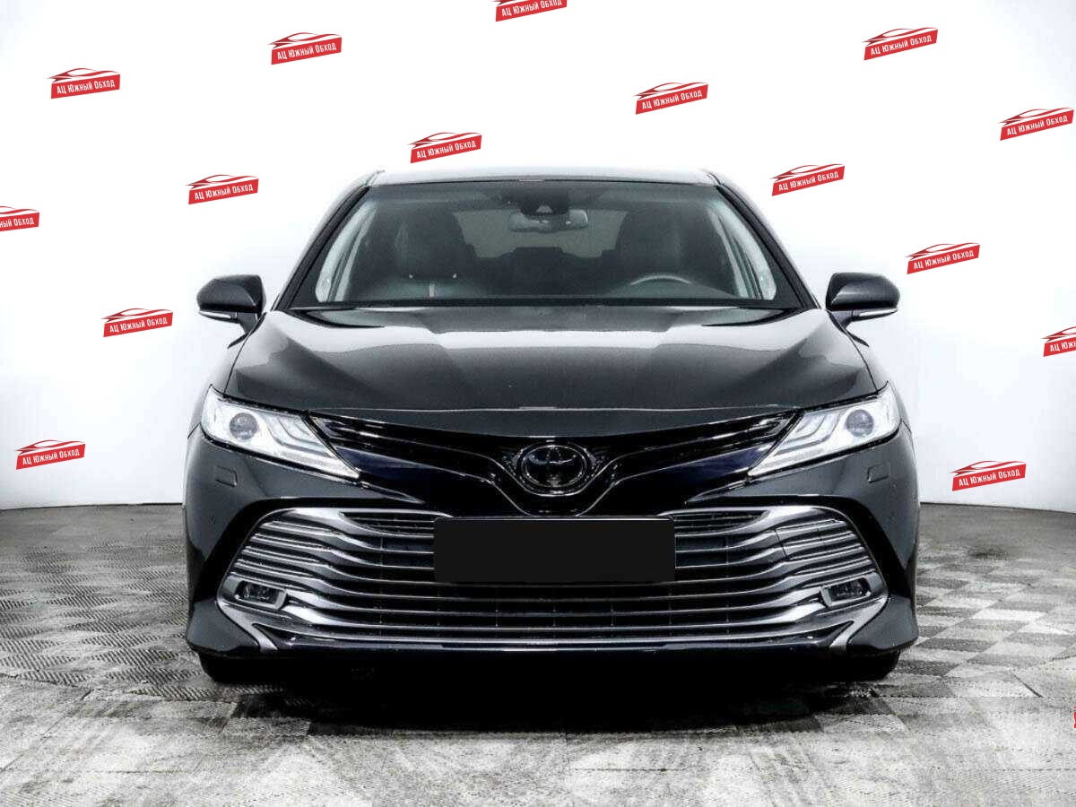 Купить Toyota Camry с пробегом. Фото: #1