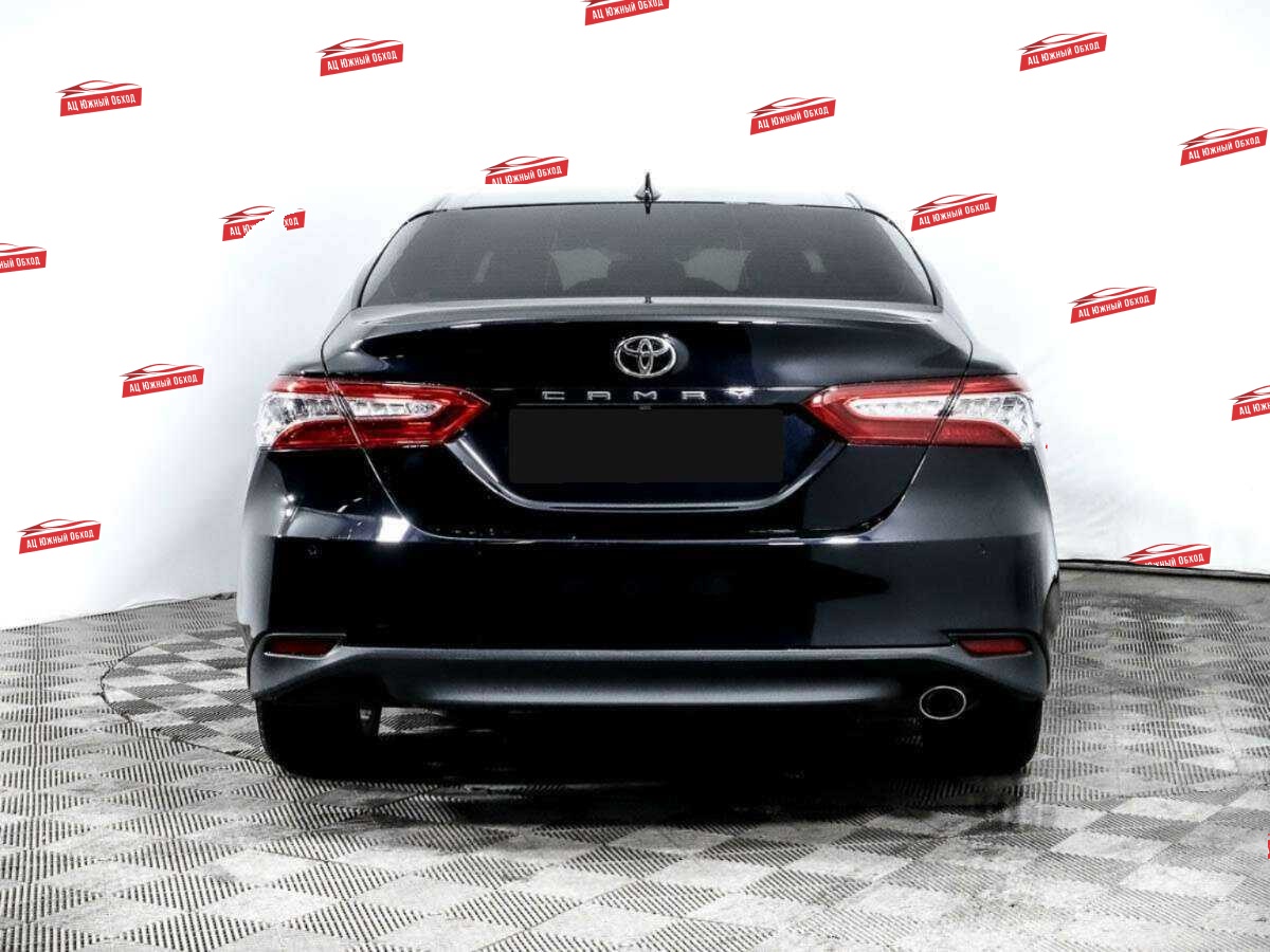 Купить Toyota Camry с пробегом. Фото: #4