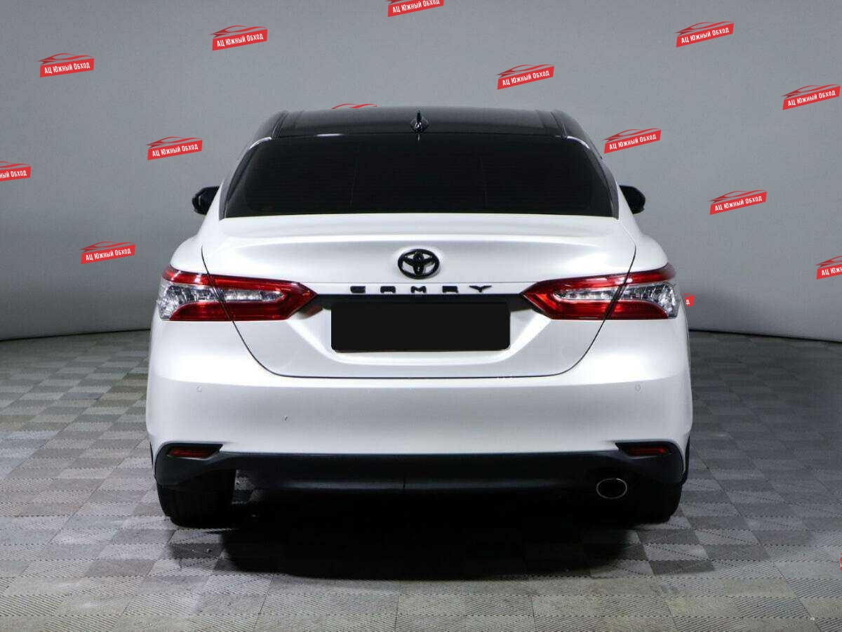 Купить Toyota Camry с пробегом. Фото: #4