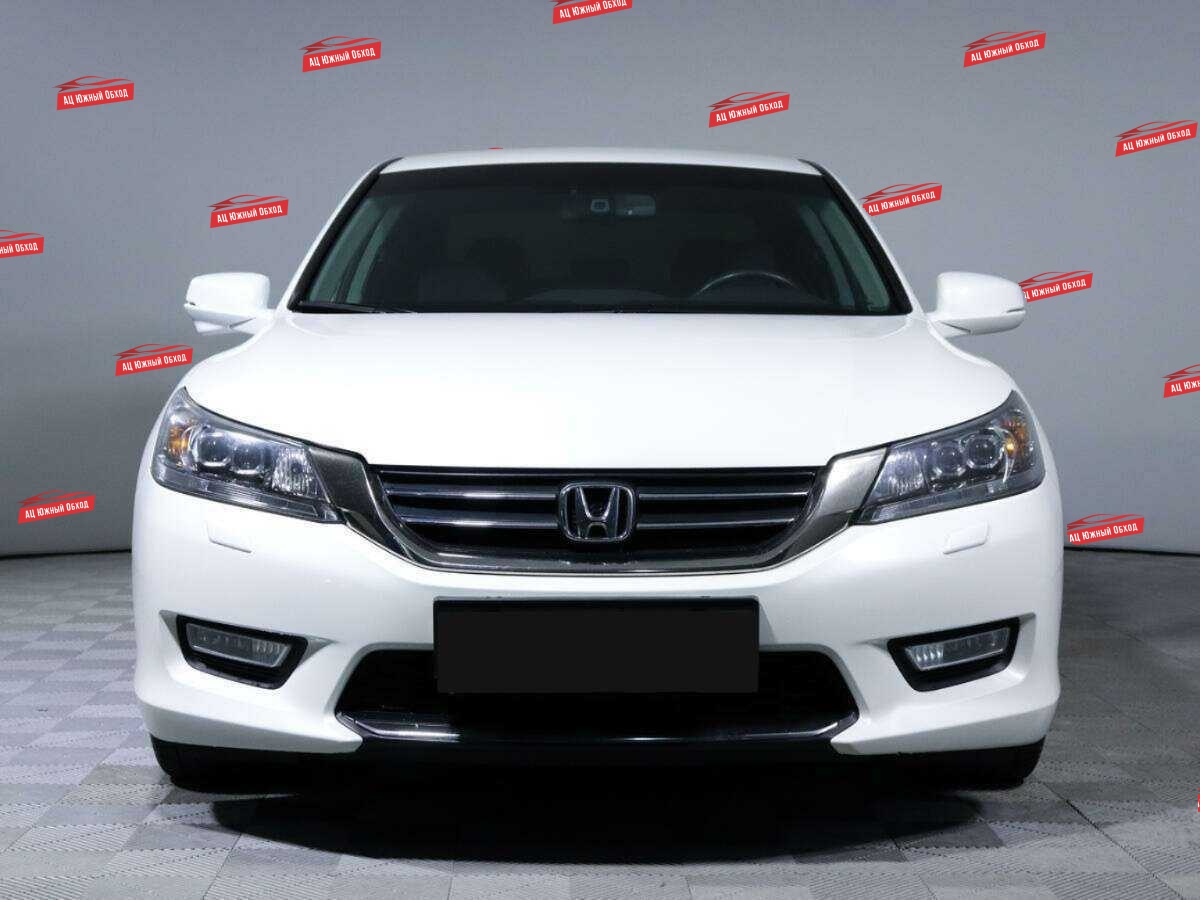 Купить Honda Accord с пробегом. Фото: #1