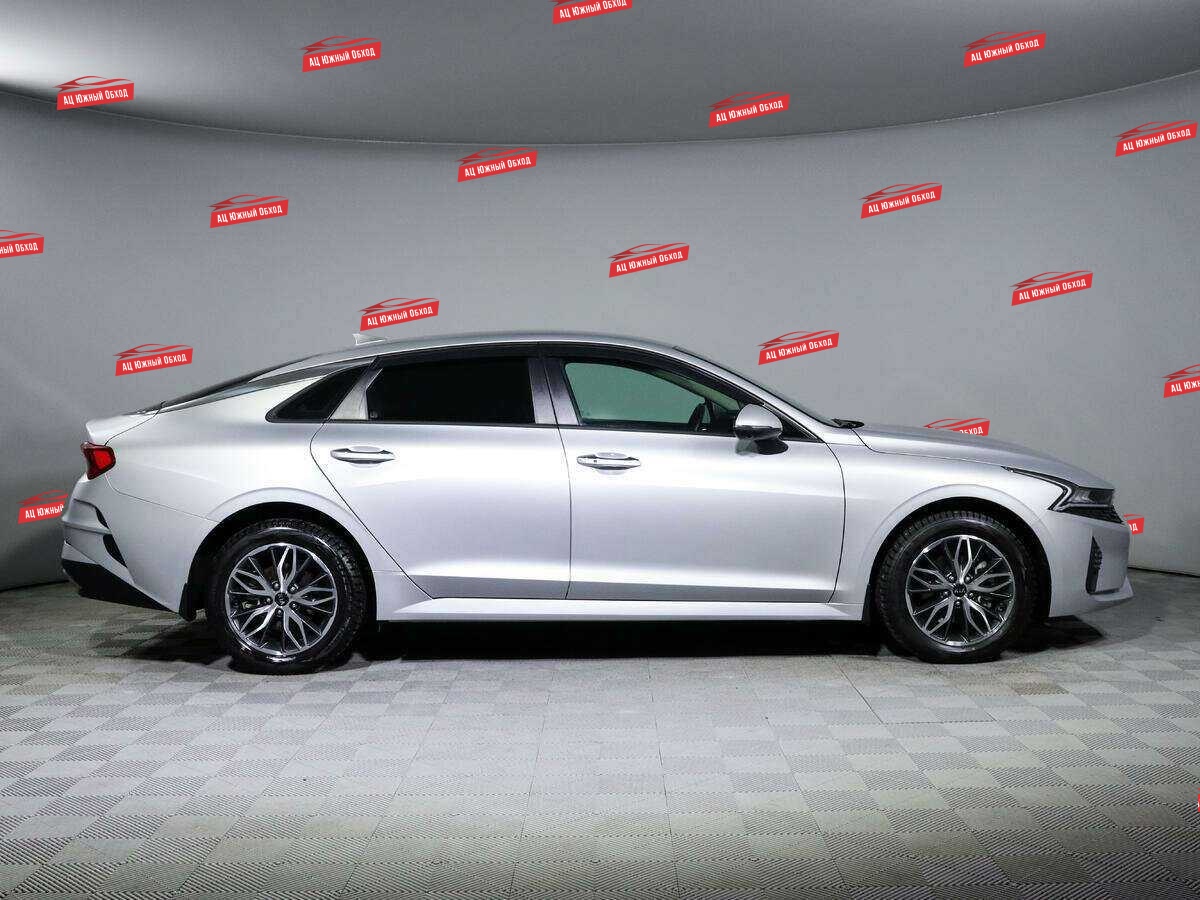 Купить Kia K5 с пробегом. Фото: #2