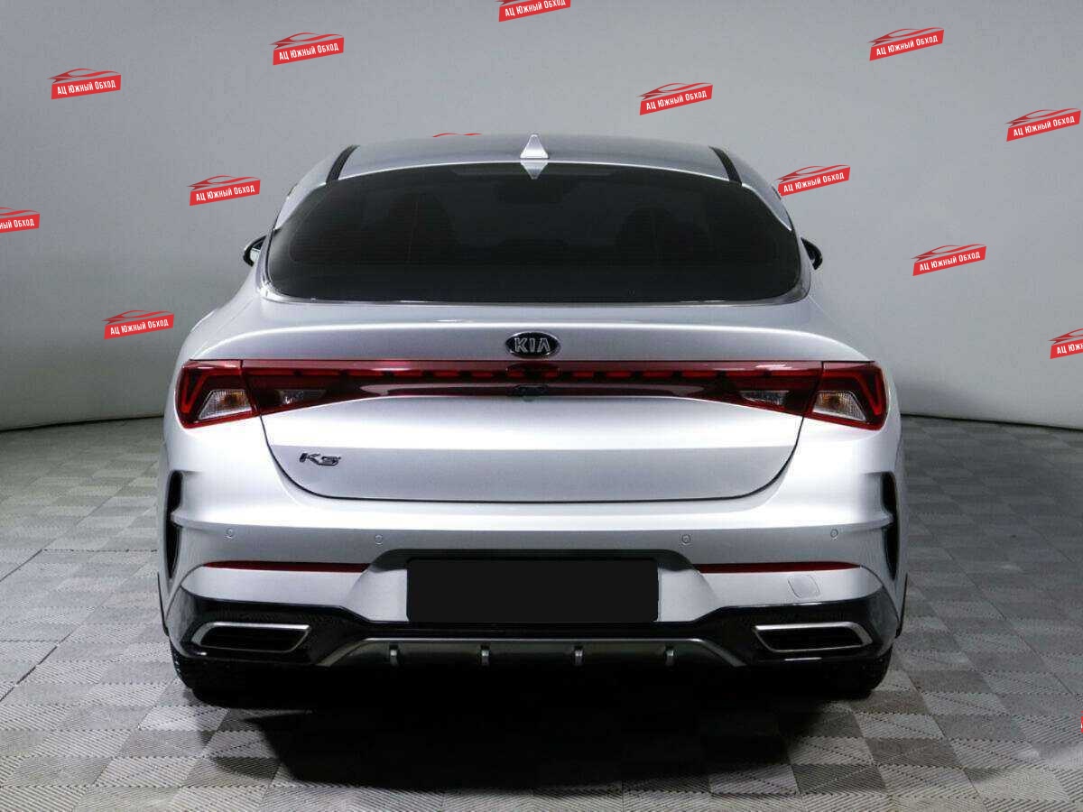 Купить Kia K5 с пробегом. Фото: #4