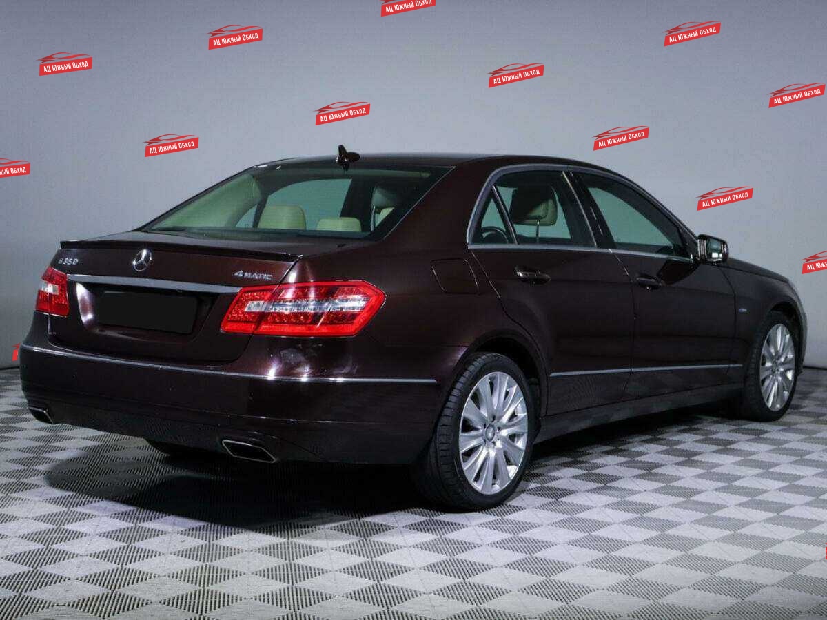 Купить Mercedes-Benz E-Класс с пробегом. Фото: #4