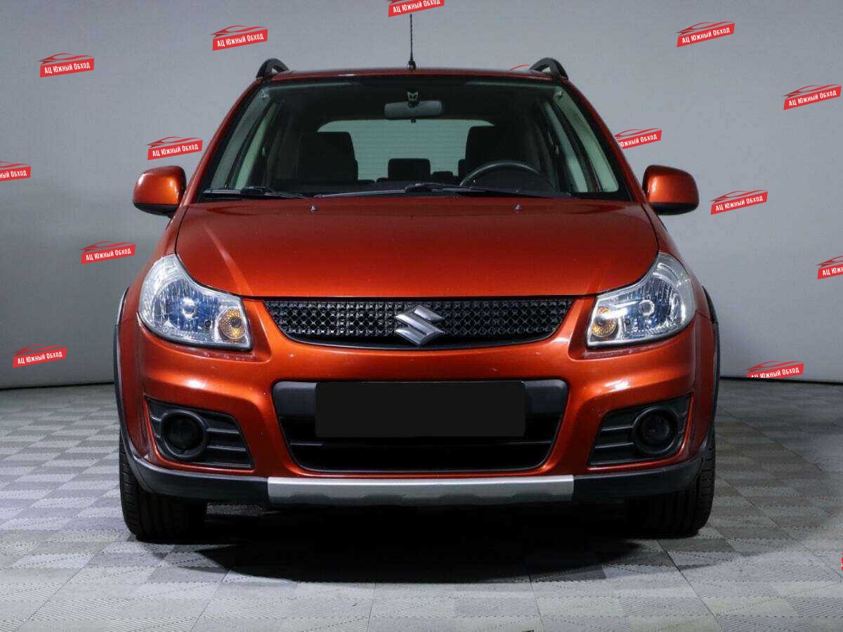 Купить Suzuki SX4 с пробегом. Фото: #1