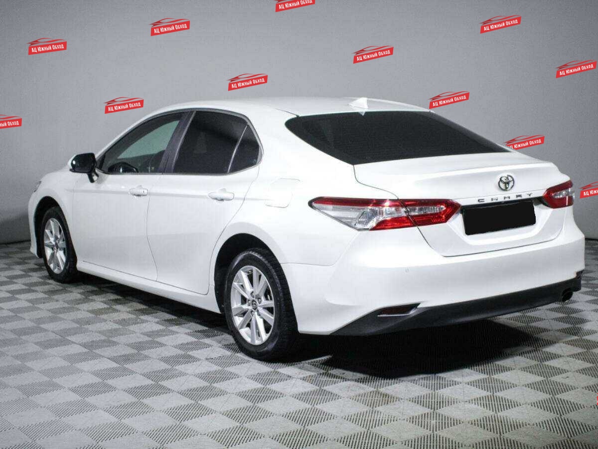 Купить Toyota Camry с пробегом. Фото: #6