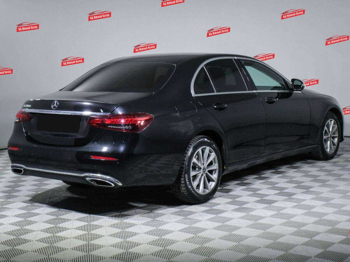Купить Mercedes-Benz E-Класс с пробегом. Фото: #3