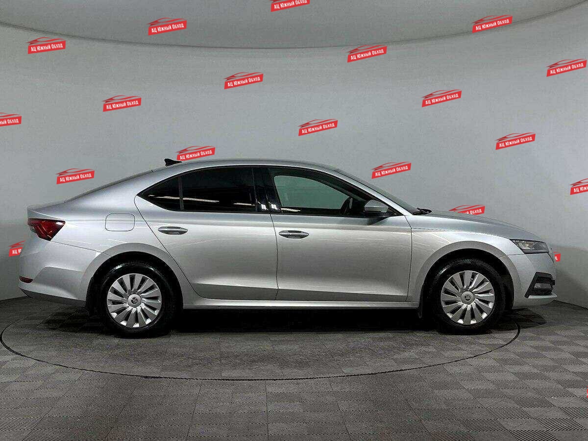 Купить Skoda Octavia с пробегом. Фото: #3