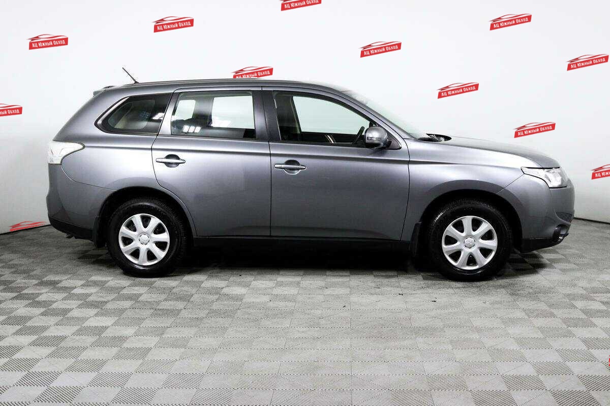 Купить Mitsubishi Outlander с пробегом. Фото: #3