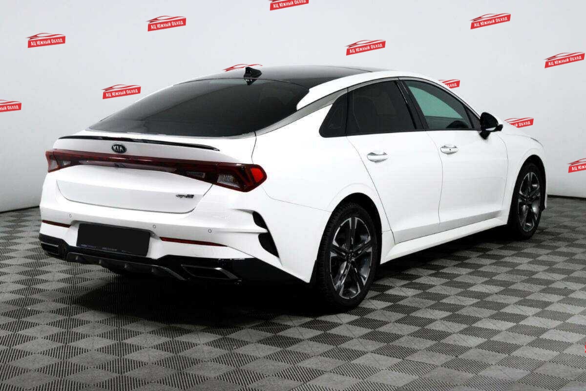 Купить Kia K5 с пробегом. Фото: #4