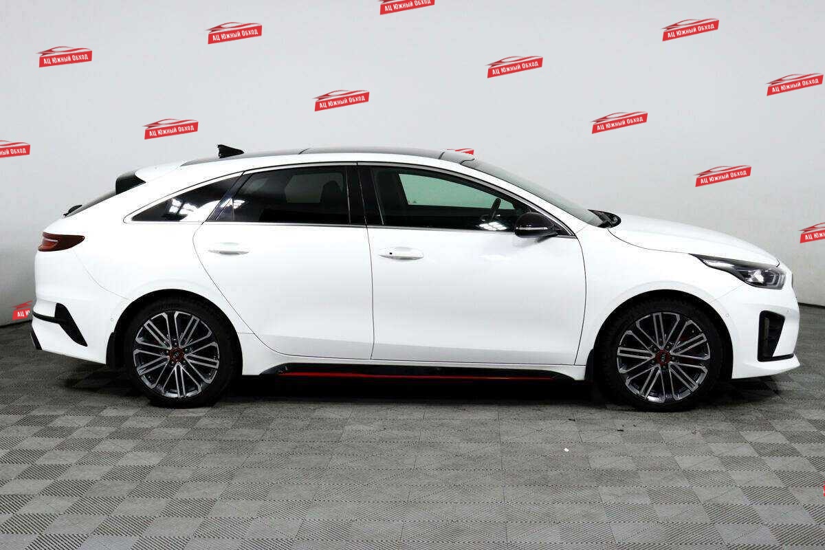 Купить Kia Proceed с пробегом. Фото: #3
