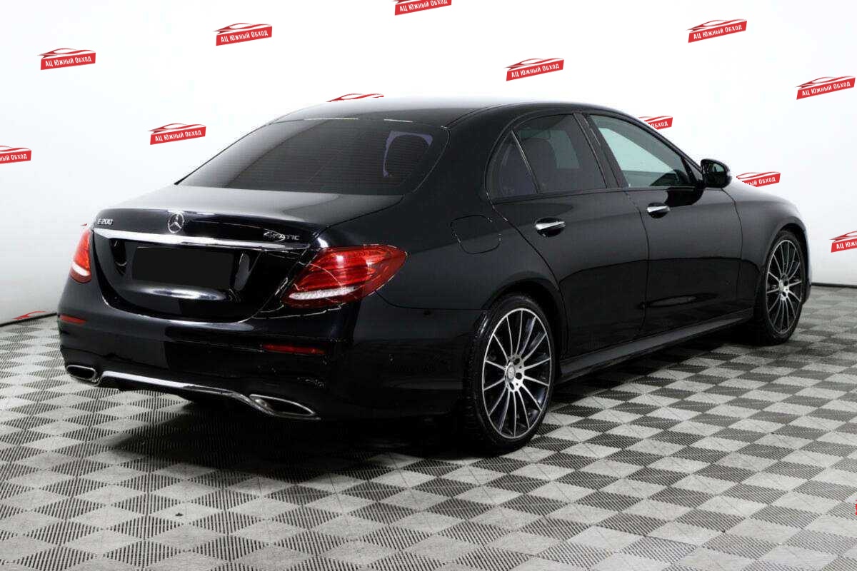 Купить Mercedes-Benz E-Класс с пробегом. Фото: #4