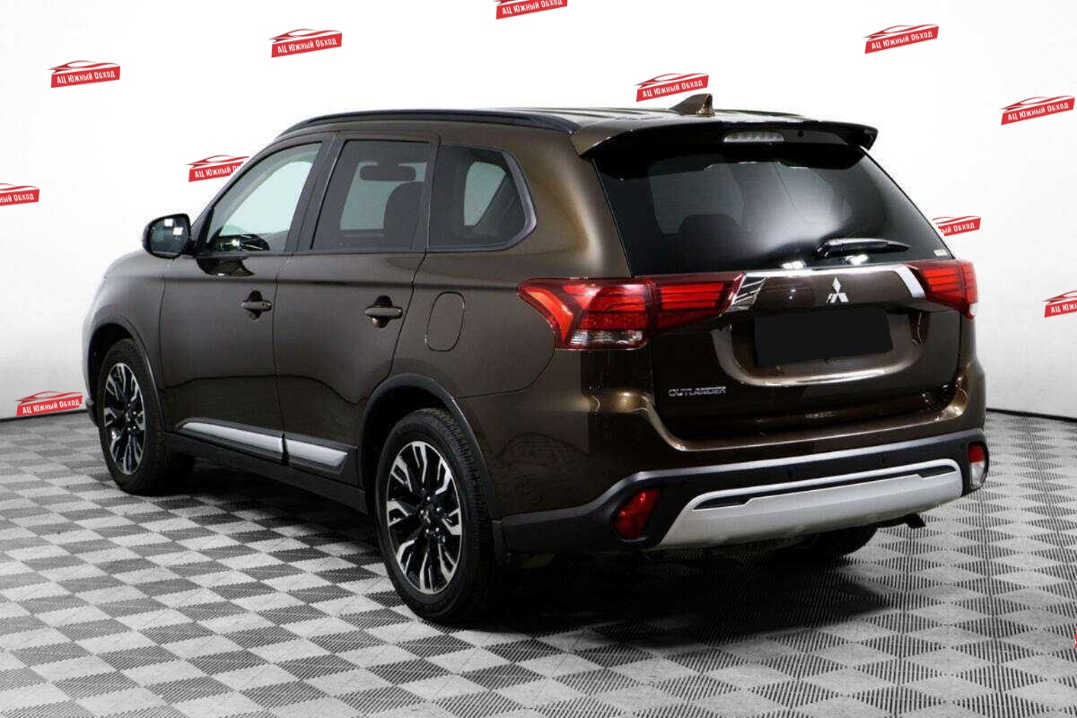 Купить Mitsubishi Outlander с пробегом. Фото: #6