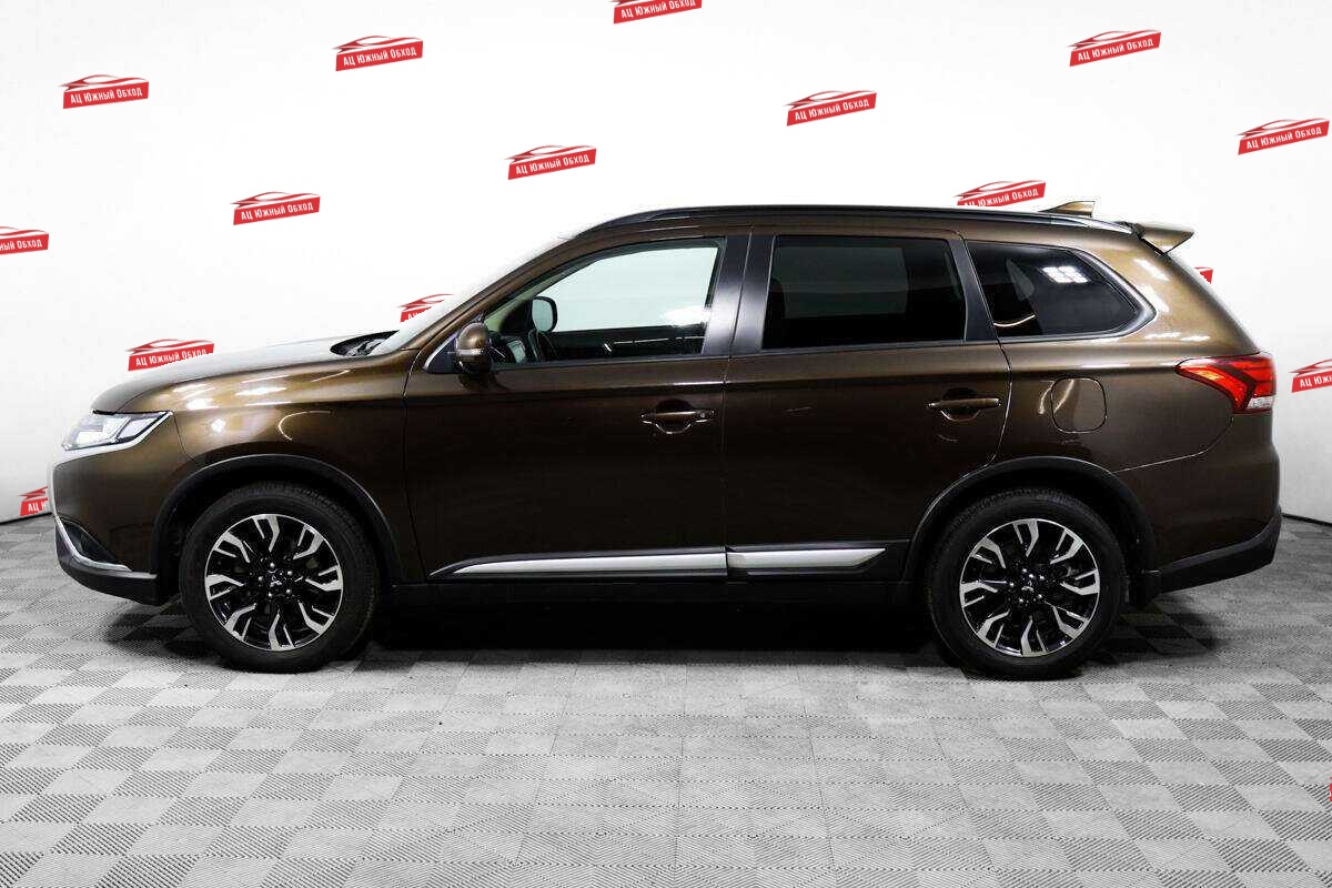 Купить Mitsubishi Outlander с пробегом. Фото: #7