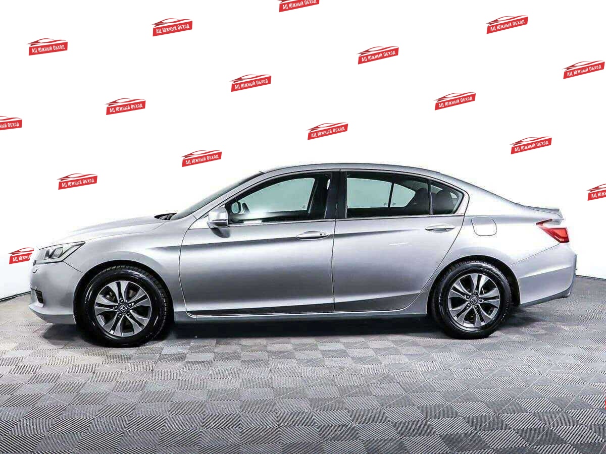 Купить Honda Accord с пробегом. Фото: #7
